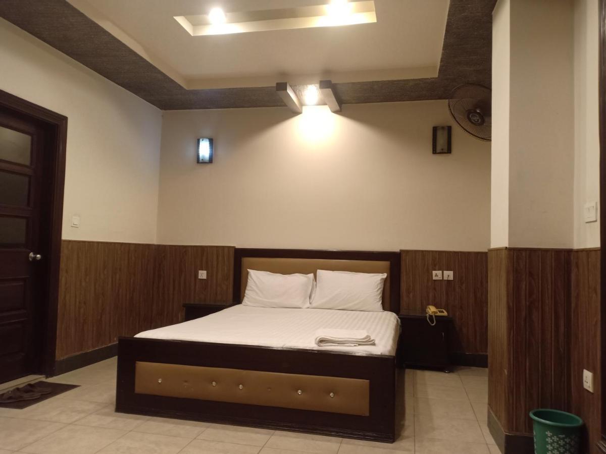 Hotel New Madina Faisalabad Exterior foto
